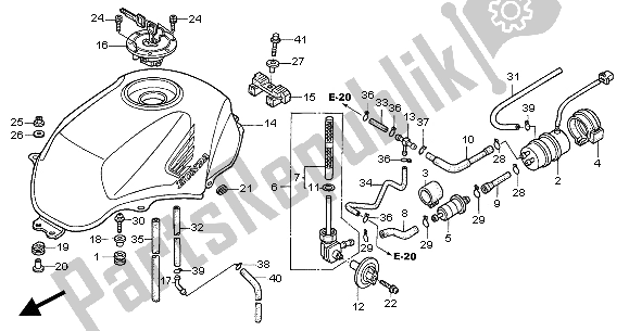 Alle onderdelen voor de Benzinetank van de Honda NT 650V 2004