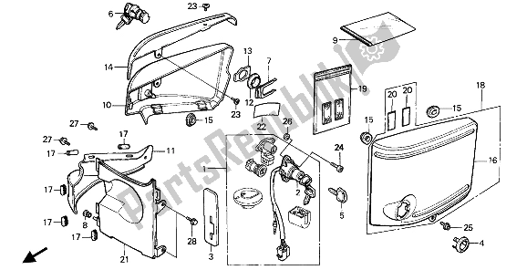 Todas las partes para Cubierta Lateral Y Juego De Llaves de Honda VT 1100C 1994