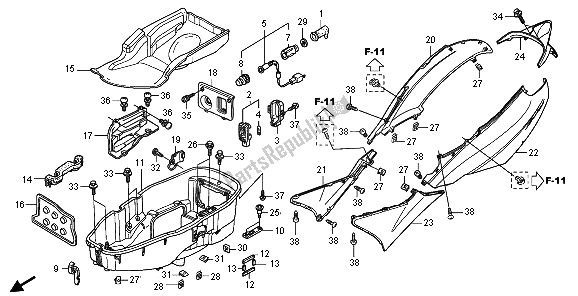 Toutes les pièces pour le Housse De Corps Et Coffre à Bagages du Honda FES 150A 2009