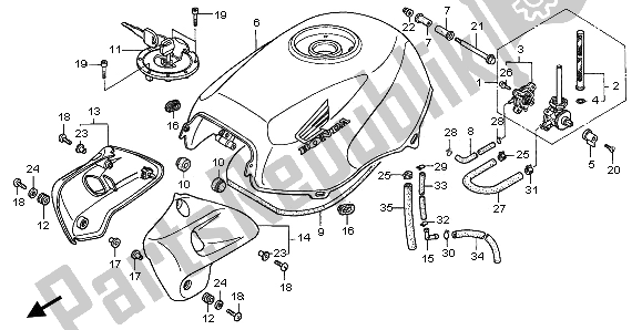 All parts for the Fuel Tank of the Honda CB 500 2002