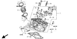 CYLINDER HEAD (REAR)