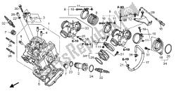 FRONT CYLINDER HEAD