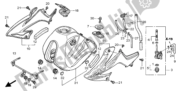 All parts for the Fuel Tank of the Honda FMX 650 2005