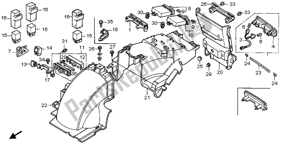 All parts for the Rear Fender of the Honda GL 1500 SE 1995
