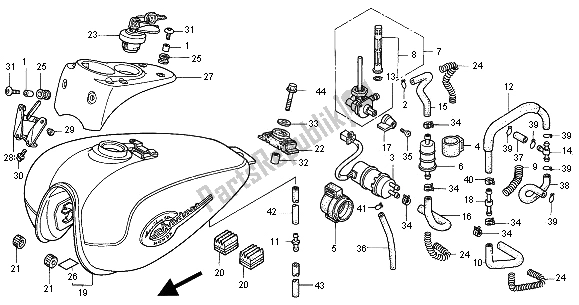 Wszystkie części do Zbiornik Paliwa I Pompa Paliwa Honda VT 750C2 2000