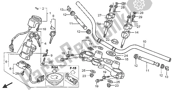 All parts for the Handle Pipe & Top Bridge of the Honda XL 650V Transalp 2005