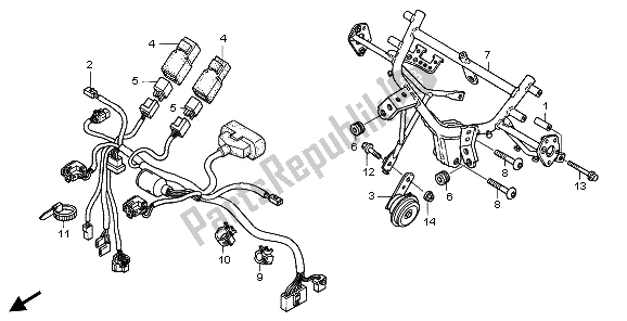 All parts for the Cowl Stay of the Honda ST 1300A 2006