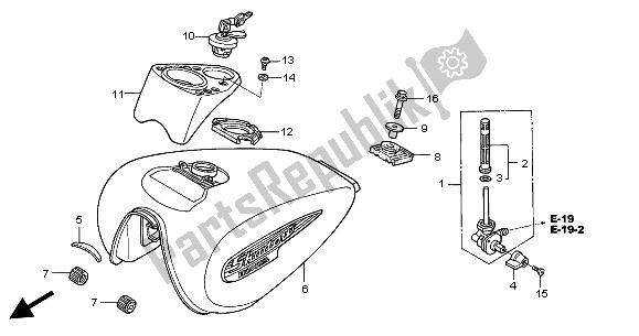 Tutte le parti per il Serbatoio Di Carburante del Honda VT 125C 2004