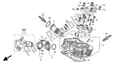 REAR CYLINDER HEAD