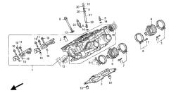 RIGHT CYLINDER HEAD