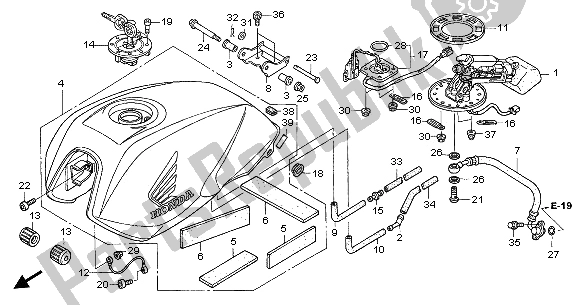 All parts for the Fuel Tank of the Honda CB 1300F 2003