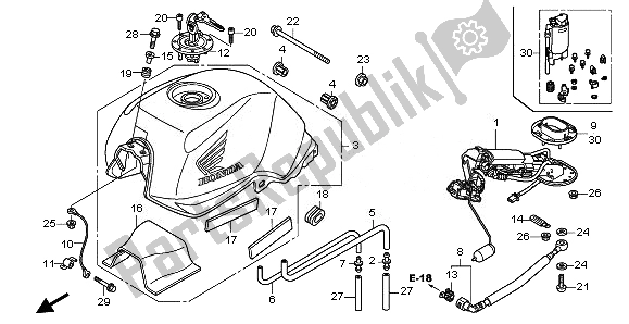 Todas las partes para Tanque De Combustible Y Bomba De Combustible de Honda CBF 1000 2010