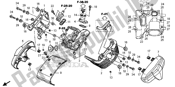 Todas las partes para Tapa De Culata Delantera de Honda VT 1300 CXA 2013