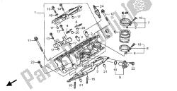 RIGHT CYLINDER HEAD