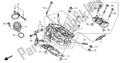 REAR CYLINDER HEAD