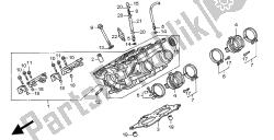 RIGHT CYLINDER HEAD