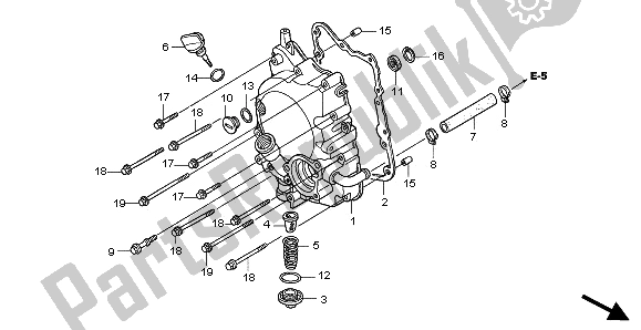 All parts for the Right Crankcase Cover of the Honda SH 125R 2008