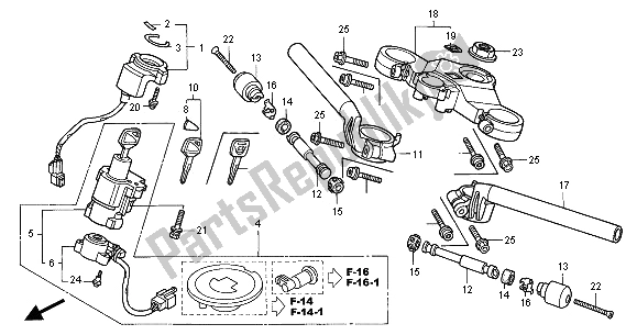 All parts for the Handle Pipe & Top Bridge of the Honda CBR 900 RR 2001