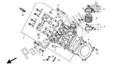 FRONT CYLINDER HEAD