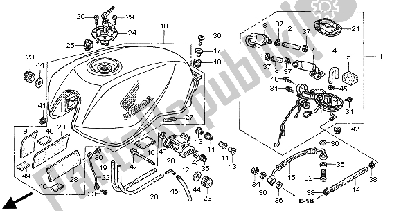 All parts for the Fuel Tank of the Honda CB 900F Hornet 2004