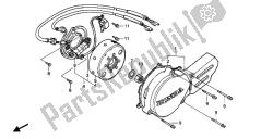 lewa pokrywa skrzyni korbowej i generator