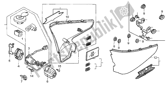 Todas las partes para Cubierta Lateral de Honda VT 600C 1999
