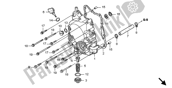 All parts for the Right Crankcase Cover of the Honda SH 150 2006