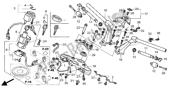All parts for the Handle Pipe & Top Bridge of the Honda ST 1300 2004