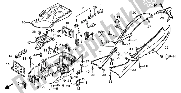 Alle onderdelen voor de Body Cover & Bagagedoos van de Honda FES 125A 2011