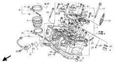 CYLINDER HEAD (REAR)