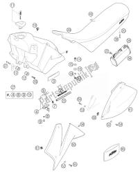 FUEL TANK, SEAT, COVER 640 LC4