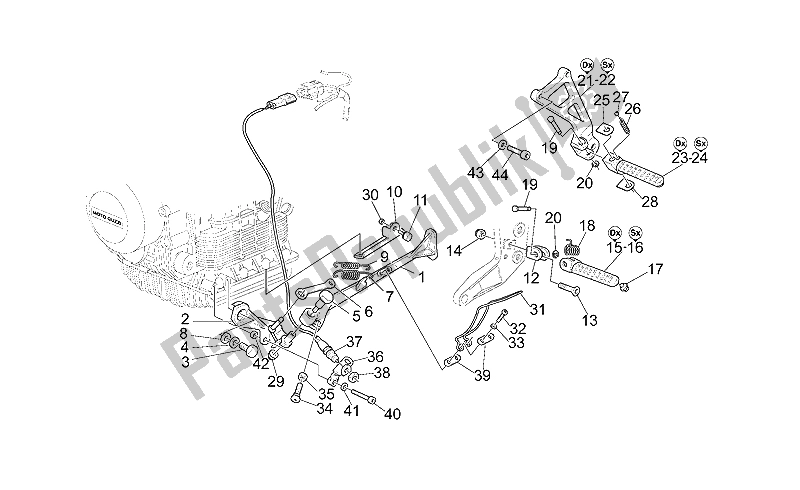 Todas las partes para Reposapiés - Soporte Lateral de Moto-Guzzi V 11 LE Mans Sport Naked 1100 2001