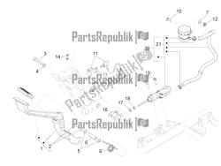 REAR MASTER CYLINDER