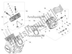 Cylinder head - valves