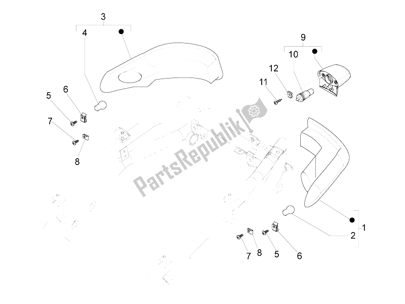 Toutes les pièces pour le Phares Arrière - Clignotants du Piaggio X 10 350 4T 4V I E E3 2012