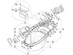 logement de casque - sous la selle