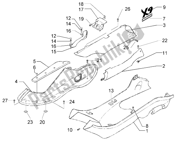 Alle onderdelen voor de Zijbekleding-spoiler van de Piaggio X9 200 Evolution 2004