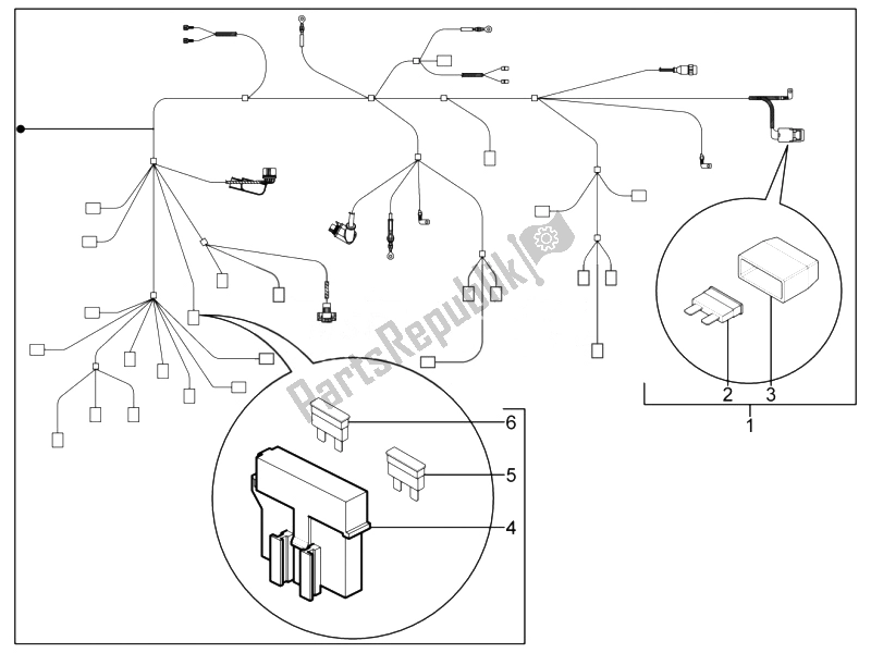 Toutes les pièces pour le Faisceau De Câbles Principal du Piaggio Typhoon 125 4T 2V E3 2010