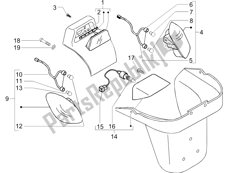 Toutes les pièces pour le Phares Arrière - Clignotants du Piaggio X9 125 Evolution Potenziato UK 2006