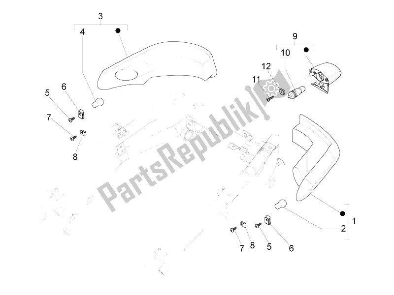 Toutes les pièces pour le Phares Arrière - Clignotants du Piaggio X 10 125 4T 4V I E E3 2012