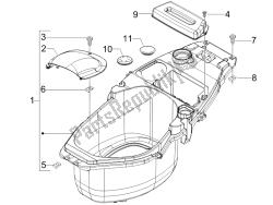 alloggiamento casco - sotto la sella (2)