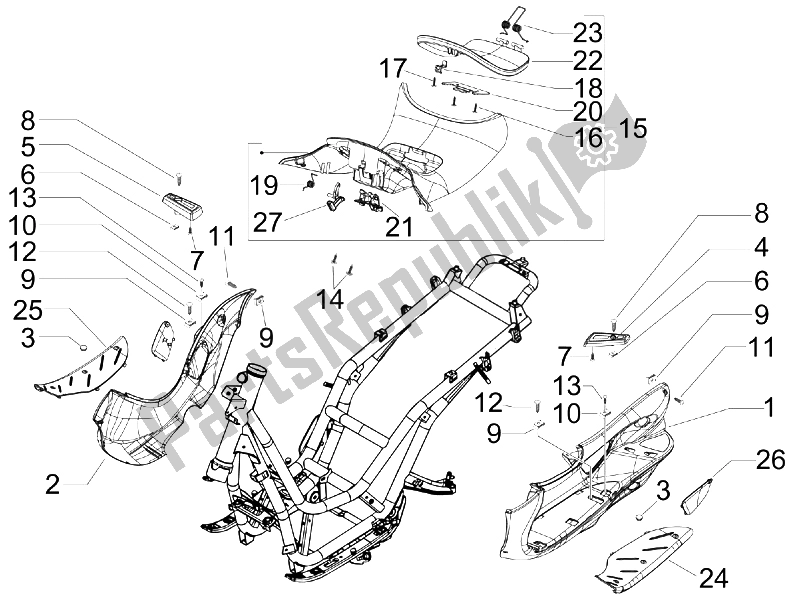 Todas las partes para Cubierta Central - Reposapiés de Piaggio BV 500 USA 2008
