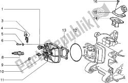 Cylinder head and induction pipe (Vehicle with rear hub brake)