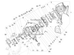 vano portaoggetti anteriore - pannello di protezione per le ginocchia