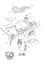 réservoir de carburant, pompe à carburant et raccords