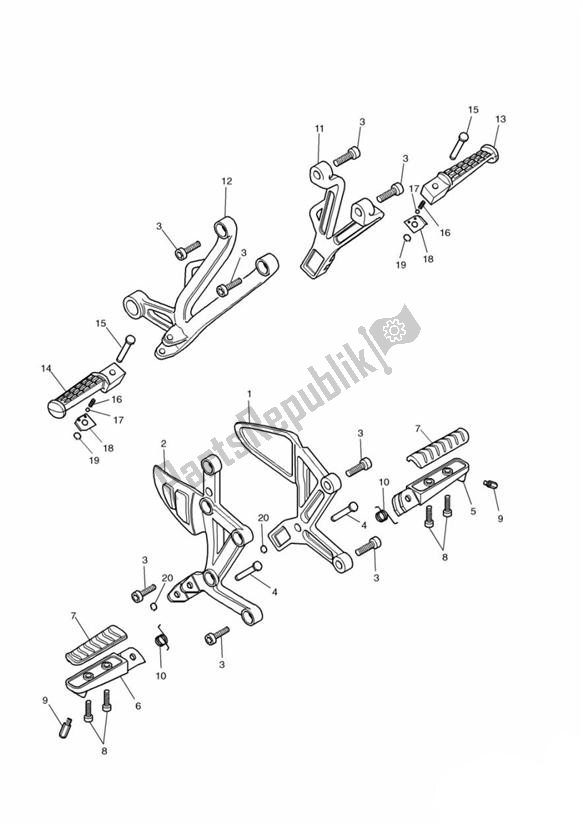 Todas las partes para Reposapiés Y Montajes de Triumph TT 600 2000 - 2003