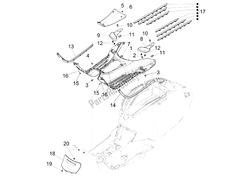 Toutes les pièces pour le Housse Centrale - Repose-pieds du Vespa 150 4T 3V IE Primavera USA 2014