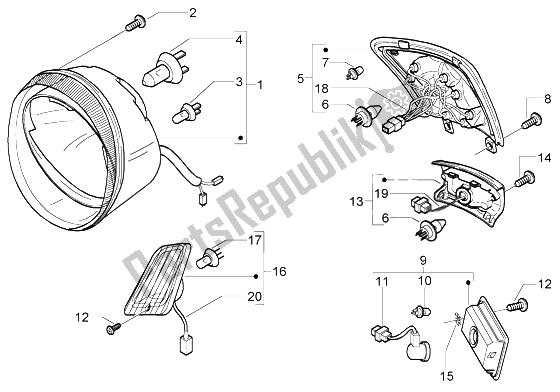 Toutes les pièces pour le Feux Avant-feux Arrière du Vespa Granturismo 125 L 2003