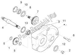 Rear wheel shaft