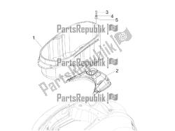 logement de casque - sous la selle